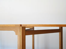 画像をギャラリービューアに読み込む, ボーエモーエンセン ライブラリーテーブル 北欧デザイン ダイニングテーブル 延長式テーブル オーク ビンテージ PLauritsen Børge Mogensen BM71 Library Table Table テーブルの側面