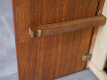 画像をギャラリービューアに読み込む, フィン・ユールの両翼延長式のコーヒーテーブル Finn Juhl coffee table with flip-down leaves Anton Kildeberg 北欧デザインのセンターテーブルの延長板の支え