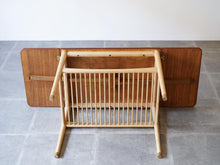 画像をギャラリービューアに読み込む, フィン・ユールの両翼延長式のコーヒーテーブル Finn Juhl coffee table with flip-down leaves Anton Kildeberg 北欧デザインのセンターテーブルの裏面