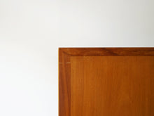 画像をギャラリービューアに読み込む, Hans J Wegner Johannes Hansen Sideboard ハンスJウェグナー ヨハネスハンセン 北欧ヴィンテージ マホガニーのサイドボード 傷あり
