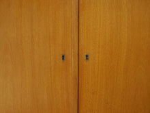 画像をギャラリービューアに読み込む, Hans J Wegner Johannes Hansen Sideboard ハンスJウェグナー ヨハネスハンセン 北欧ヴィンテージ マホガニーのサイドボードの鍵穴