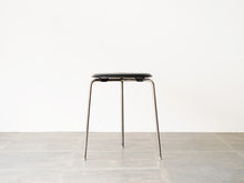 画像をギャラリービューアに読み込む, Fritz Hansen Model 3170 Stool