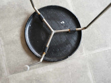 画像をギャラリービューアに読み込む, Fritz Hansen Model 3170 Stool