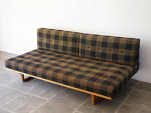 画像をギャラリービューアに読み込む, ボーエ・モーエンセン デイベッド ソファベッド北欧 Børge Mogensen Model4312 Daybed 北欧ビンテージのデイベッドをやや上から
