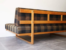 画像をギャラリービューアに読み込む, ボーエ・モーエンセン デイベッド ソファベッド北欧 Børge Mogensen Model4312 Daybed 北欧ビンテージのデイベッドの背面