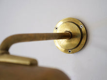 画像をギャラリービューアに読み込む, パレスウェンソンのウォールランプ 真鍮製のブラケットライト 壁掛け照明 Palle Suenson Brass wall lamp 1930-1940s 北欧ビンテージ照明の固定部分