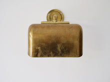 画像をギャラリービューアに読み込む, パレスウェンソンのウォールランプ 真鍮製のブラケットライト 壁掛け照明 Palle Suenson Brass wall lamp 1930-1940s 北欧ビンテージ照明の書面