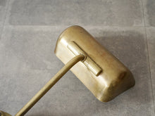 画像をギャラリービューアに読み込む, パレスウェンソンのウォールランプ 真鍮製のブラケットライト 壁掛け照明 Palle Suenson Brass wall lamp 1930-1940s 北欧ビンテージ照明のアーム接続部も綺麗