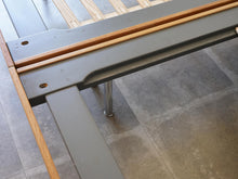 画像をギャラリービューアに読み込む, ハンスJウェグナーのベッド ゲタマ製ビンテージ オーク サイドテーブル付き ダブルベッド クイーンサイズベッド北欧 Hans J Wegner GE705 Bed oak Getama vintage ウェグナーのベッドのフレーム