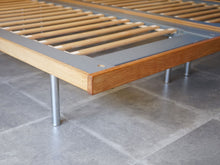 画像をギャラリービューアに読み込む, ハンスJウェグナーのベッド ゲタマ製ビンテージ オーク サイドテーブル付き ダブルベッド クイーンサイズベッド北欧 Hans J Wegner GE705 Bed oak Getama vintage ウェグナーのベッドのフレーム