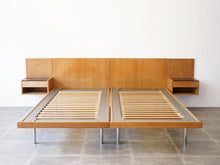 画像をギャラリービューアに読み込む, ハンスJウェグナーのベッド ゲタマ製ビンテージ オーク サイドテーブル付き ダブルベッド クイーンサイズベッド北欧 Hans J Wegner GE705 Bed oak Getama vintage ウェグナーのベッド