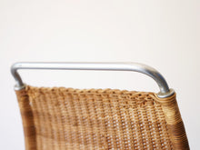 画像をギャラリービューアに読み込む, Poul Kjærholm ポール・ケアホルム PK1 チェア EKC製ヴィンテージ 椅子の背面