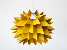 画像をギャラリービューアに読み込む, Anton Fogh Holm & Alfred J Andersen Sydney pendant light 黄色のペンダントライト 北欧ヴィンテージ 吊り下げ照明 少ししたから ギザギザなデザイン