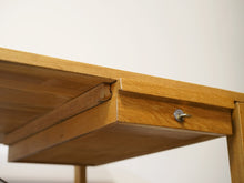 画像をギャラリービューアに読み込む, Hans J. Wegner AT325A Desk