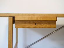 画像をギャラリービューアに読み込む, Hans J. Wegner AT325A Desk