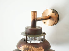 画像をギャラリービューアに読み込む, Nova Light Copper Wall lamp ノーヴァライト 銅のウォールランプ 北欧ヴィンテージ ブラケットライトの壁に取り付け部と首