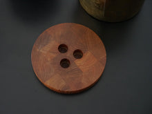 画像をギャラリービューアに読み込む, アルネ・ヤコブセン シリンダライン アイスピッチャー アイスバケツ 真鍮製ビンテージ Arne Jacobsen Cylinda-line ice bucket ヤコブセンの雑貨 北欧デザイン チークの組み木の蓋