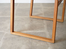 画像をギャラリービューアに読み込む, ボーエモーエンセン ダイニングチェア アームあり オークと籐 Børge Mogensen Model BM62 Chair モーエンセンのアームチェアの脚