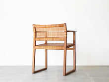 画像をギャラリービューアに読み込む, ボーエモーエンセン ダイニングチェア アームあり オークと籐 Børge Mogensen Model BM62 Chair モーエンセンのアームチェアの背面