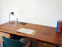 画像をギャラリービューアに読み込む, Finn Juhl “Technocrat” Model 960–21 Desk