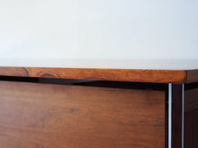 画像をギャラリービューアに読み込む, Finn Juhl “Technocrat” Model 960–21 Desk