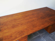 画像をギャラリービューアに読み込む, Finn Juhl “Technocrat” Model 960–21 Desk