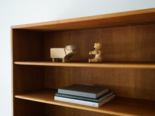 画像をギャラリービューアに読み込む, Hans J Wegner Ry8 wallunit bookcase ハンスJウェグナー 本棚 ウォールユニット オーク材の本棚 Ry8 RY Møbler ヴィンテージ 棚のディスプレイイメージ