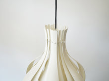 画像をギャラリービューアに読み込む, Verner Panton Onion Pendant lamp ヴェルナーパントン オニオンペンダントランプ デザイナーズ照明 吊り下げ照明 北欧デザイン ランプの上部