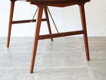画像をギャラリービューアに読み込む, Arne Wahl Iversen Model 56 Rosewood Desk アルネ・ウォール・アイヴァーセンローズウッドのデスク モデル56 机の脚