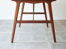 画像をギャラリービューアに読み込む, Arne Wahl Iversen Model 56 Rosewood Desk アルネ・ウォール・アイヴァーセンローズウッドのデスク モデル56 机の脚