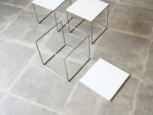 画像をギャラリービューアに読み込む, ポールケアホルム ネストテーブル Poul Kjærholm PK71 Three nesting tables E Kold Christensen ケアホルムのEKC製ビンテージテーブル 白いアクリルの天板は外せる