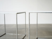 画像をギャラリービューアに読み込む, ポールケアホルム ネストテーブル Poul Kjærholm PK71 Three nesting tables E Kold Christensen ケアホルムのEKC製ビンテージテーブル 白いアクリルの天板と細いスチールのフレーム