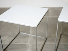 画像をギャラリービューアに読み込む, ポールケアホルム ネストテーブル Poul Kjærholm PK71 Three nesting tables E Kold Christensen ケアホルムのEKC製ビンテージテーブル 白いアクリルの天板と細いスチールのフレーム