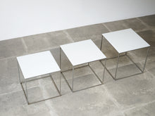 画像をギャラリービューアに読み込む, ポールケアホルム ネストテーブル Poul Kjærholm PK71 Three nesting tables E Kold Christensen ケアホルムのEKC製ビンテージテーブル 3つのミニテーブル 白いアクリルの天板
