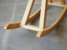 画像をギャラリービューアに読み込む, カイ・ボイスン ロッキングホース Kay Bojesen Rocking horse 北欧のおもちゃ 木馬 子ども用インテリア 木馬の足元
