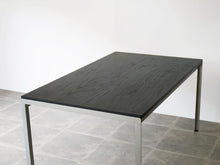 画像をギャラリービューアに読み込む, Poul Kjærholm Academy table Rud Rasmussen 黒いワークデスク ポール・ケアホルム アカデミーテーブル ルド・ラスムッセン ヴィンテージ テーブルの側面