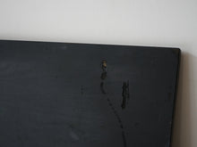 画像をギャラリービューアに読み込む, Poul Kjærholm Academy table Rud Rasmussen 黒いワークデスク ポール・ケアホルム アカデミーテーブル ルド・ラスムッセン ヴィンテージ テーブルの天板裏側