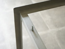 画像をギャラリービューアに読み込む, Poul Kjærholm Academy table Rud Rasmussen 黒いワークデスク ポール・ケアホルム アカデミーテーブル ルド・ラスムッセン ヴィンテージ テーブルの天板を乗せるパーツ