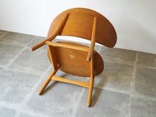 画像をギャラリービューアに読み込む, Hans J Wegner FH1936 Shell Chair Fritz Hansen 北欧ヴィンテージ ハンスJウェグナー フリッツハンセン シェルチェアの裏面