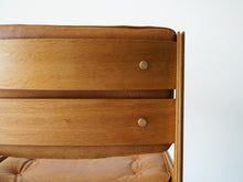 画像をギャラリービューアに読み込む, Grete Jalk Chair グレーテ・ヤルク オーク材とレザーのチェア 1960年代北欧ビンテージ 椅子の背面 木栓もポイント