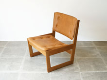 画像をギャラリービューアに読み込む, Grete Jalk Chair グレーテ・ヤルク オーク材とレザーのチェア 1960年代北欧ビンテージ 椅子の斜めやや上から