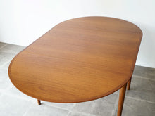 画像をギャラリービューアに読み込む, Arne Vodder Model227 Table with extension