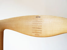 画像をギャラリービューアに読み込む, ハンスJウェグナー カウホーンチェア ppモブラー ヴィンテージ Hans J Wegner Model PP505 Cowhorn Chair 背もたれの繋ぎの埋木