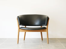 画像をギャラリービューアに読み込む, Nanna Ditzel Jørgen Ditzel Model 83 easy chair ナナ・ディッツェル&ヨルゲン・ディッツェル モデル83 黒革のイージーチェア 椅子の正面
