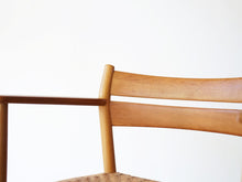 画像をギャラリービューアに読み込む, ボーエ・モーエンセン アームチェア オークと籐編み Børge Mogensen Oak armchair 椅子の背もたれとアーム