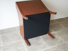 画像をギャラリービューアに読み込む, Børge Mogensen Fredericia Model 2207 ボーエモーエンセン フレデリシア モデル2207 1人用ソファ イージチェアの裏面