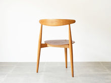 画像をギャラリービューアに読み込む, Hans J Wegner FH4103 Heart Chair Fritz Hansen ハンス ウェグナー ハートチェア フリッツハンセン ブナ ビーチ チーク ダイニングチェアの背面