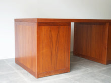 画像をギャラリービューアに読み込む, Børge Mogensen Model BM66 Desk