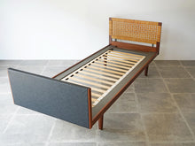 画像をギャラリービューアに読み込む, Hans J Wegner Getama ハンス ウェグナー ゲタマ ダブルベッド 北欧ヴィンテージ チーク材 ベッド