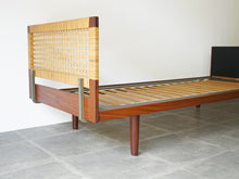 画像をギャラリービューアに読み込む, Hans J Wegner Getama ハンス ウェグナー ゲタマ ダブルベッド 北欧ヴィンテージ チーク材 ベッド